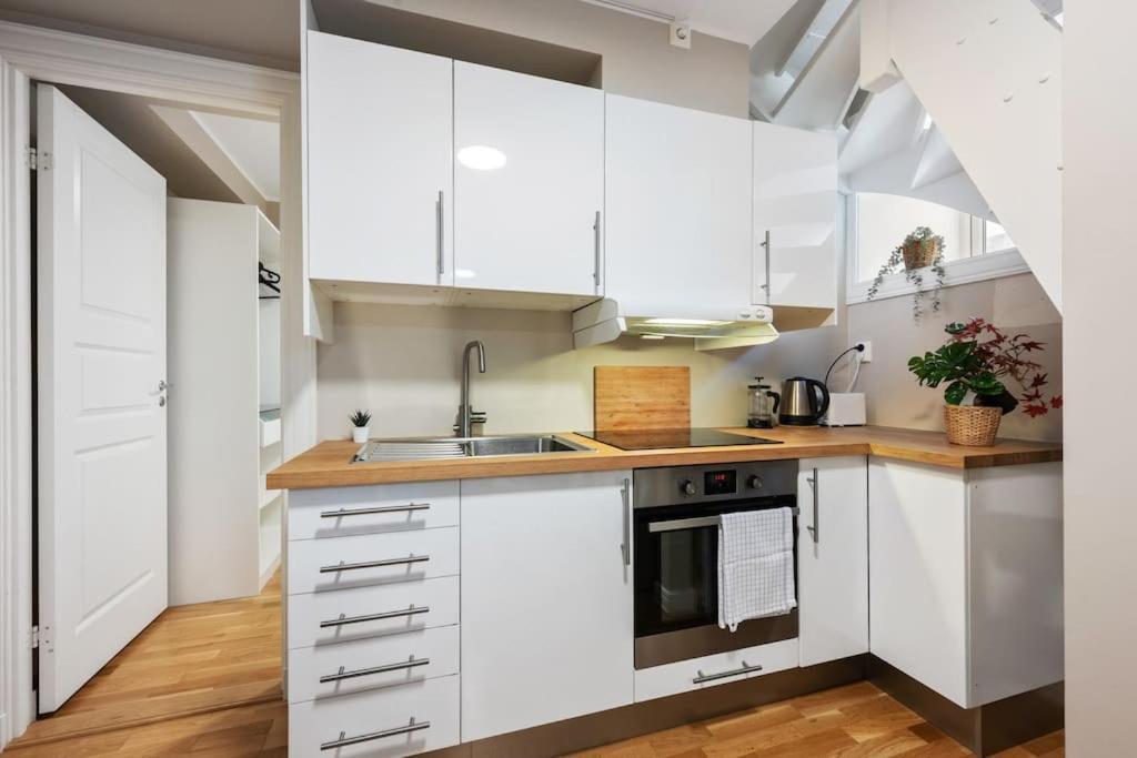 ברגן New! Modern City Apt: Central W/ Private Entrence מראה חיצוני תמונה